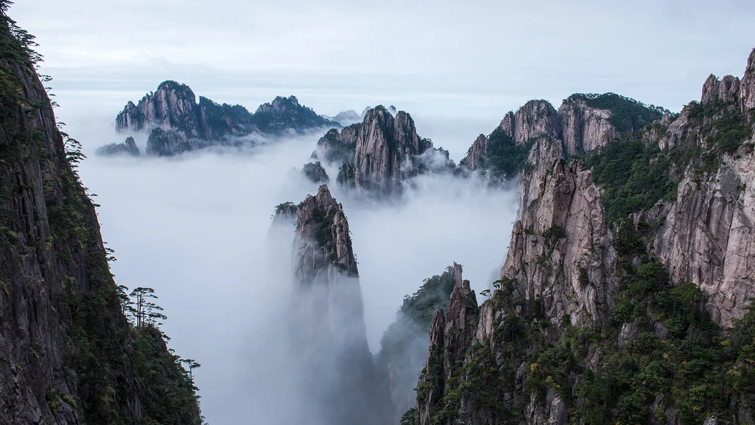 best time to visit Yellow Mountains