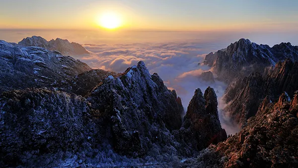 Best time to visit Yellow Mountains in November